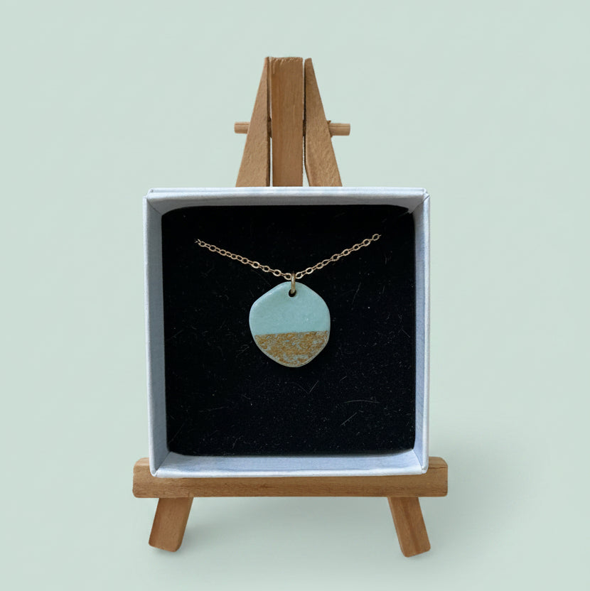 Collar 03