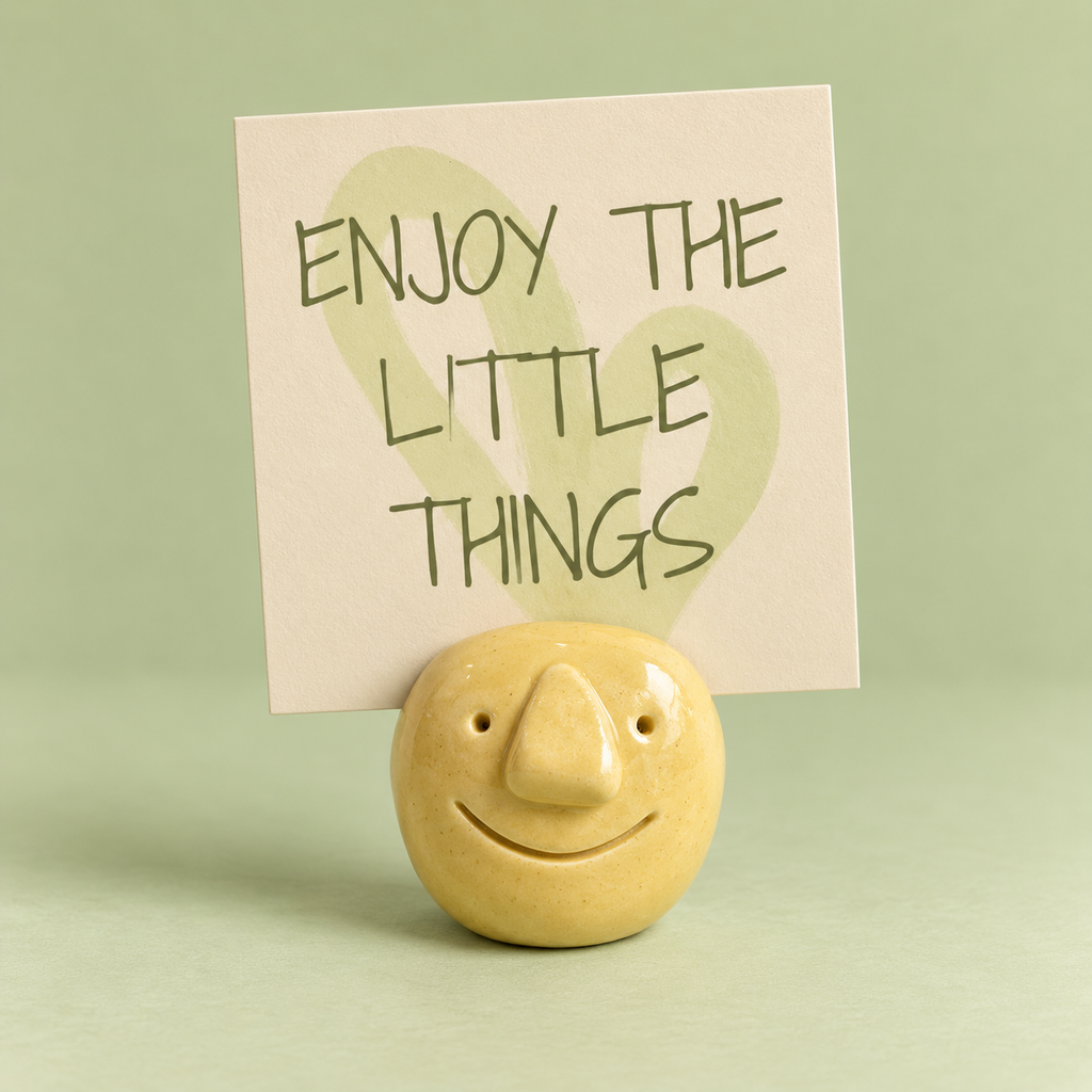Lulu Message Holder